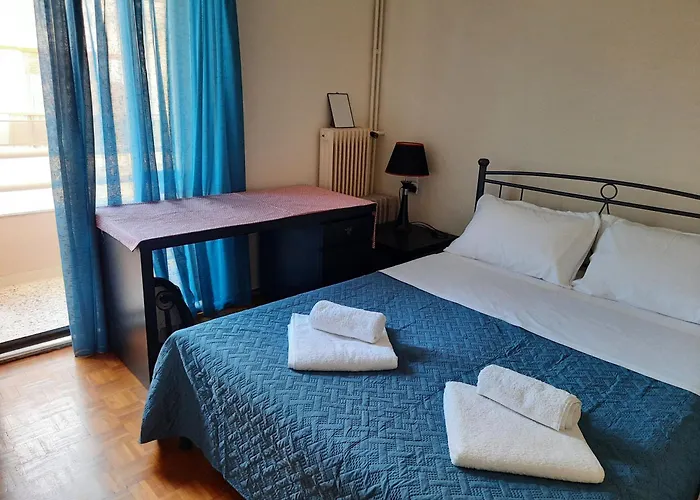 Cozy Flat Near The City Center